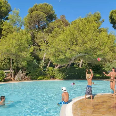 Resort La Pinede S4 Hyères